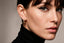 Serti Clos Earrings, Mini Size